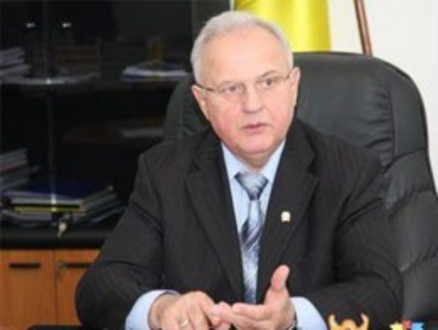 Квалифицированных людей, способных управлять ОМСД, в стране нет