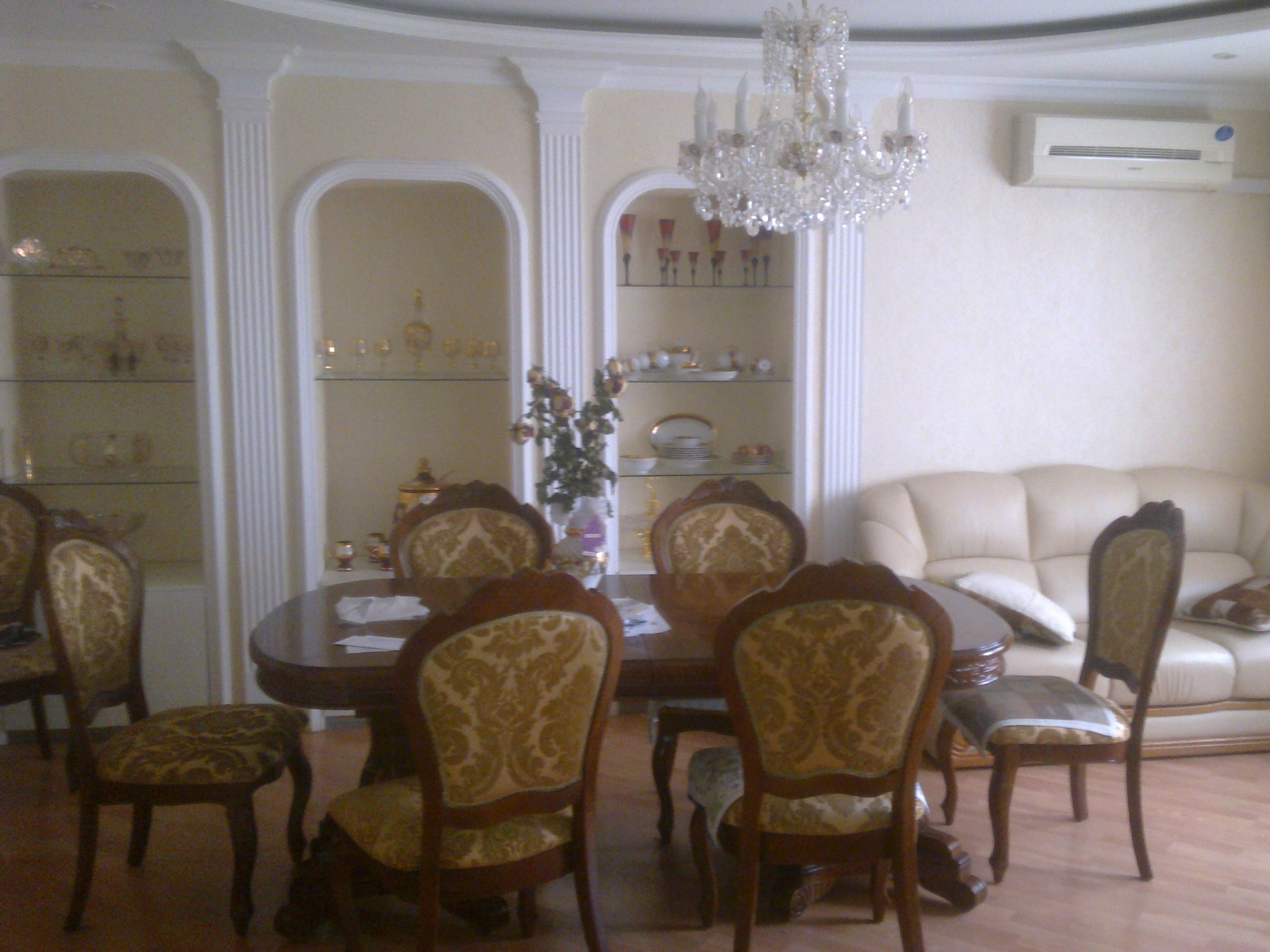 Продаж 2-кімнатної квартири 76 м², Гайова (Перемоги пл) вул., 99