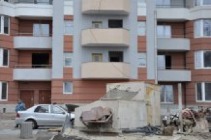Инвесторам ЖК "Коцюбинский" предложили заселяться в арестованные квартиры