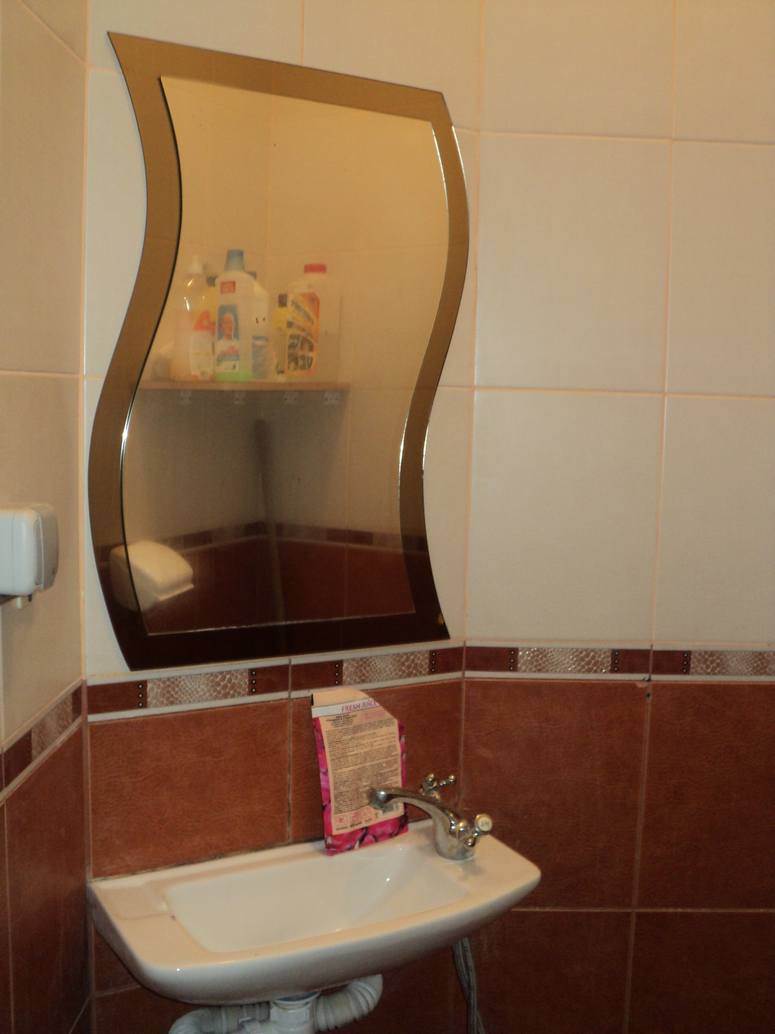 Оренда торговельного приміщення 120 м², Леваневського ул., 40