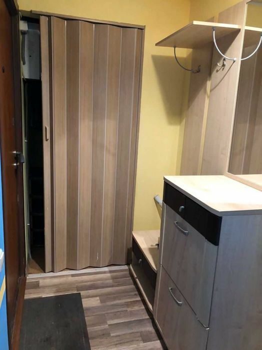 Продаж 1-кімнатної квартири 35 м², Героїв Праці вул.