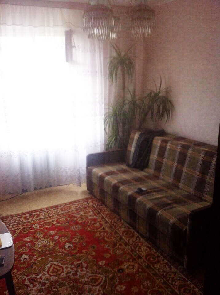 Продажа 3-комнатной квартиры 64 м², Коммунар Жм ул., 5
