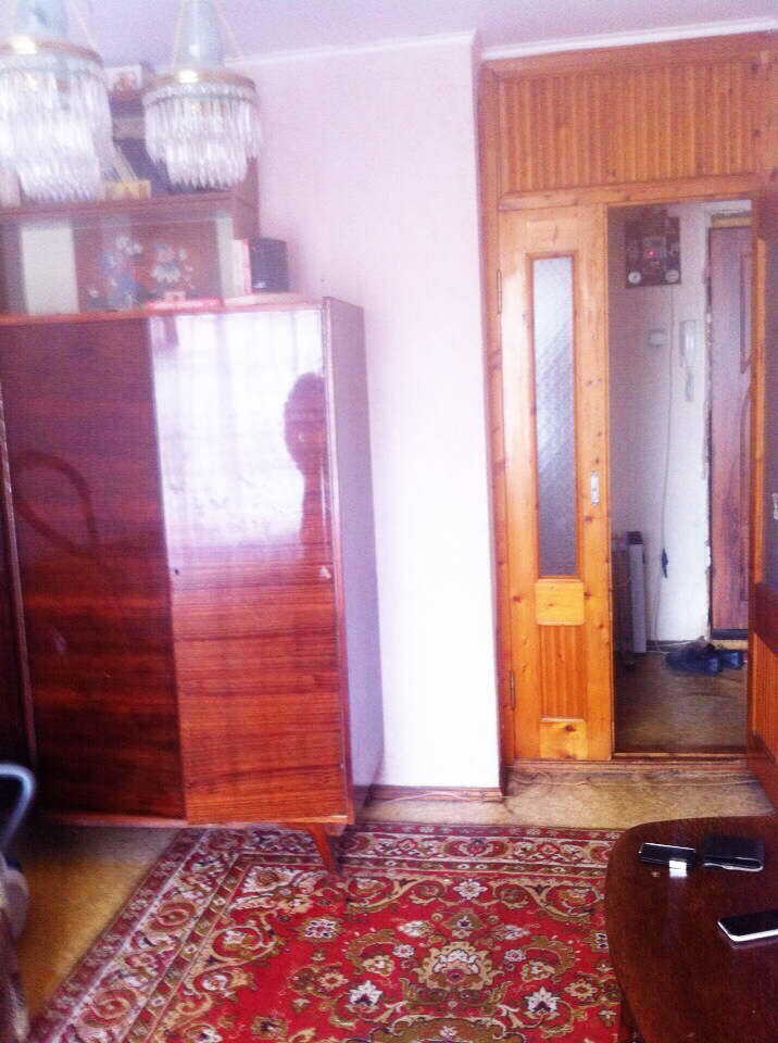 Продажа 3-комнатной квартиры 64 м², Коммунар Жм ул., 5