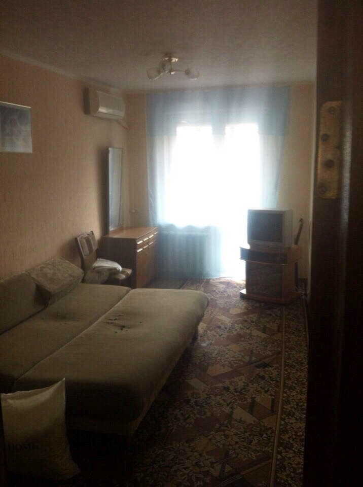 Продажа 3-комнатной квартиры 64 м², Коммунар Жм ул., 5