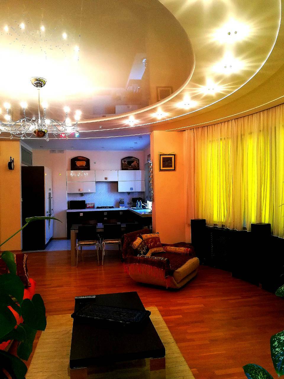 Аренда 3-комнатной квартиры 90 м², Свободы ул., 36А