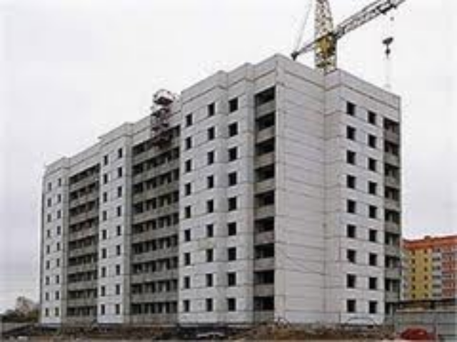 Комунальникам рекомендують самостійно будувати собі житло
