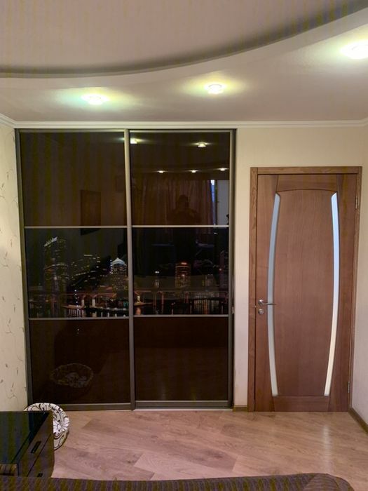 Продажа 3-комнатной квартиры 63 м², Амосова ул., 21