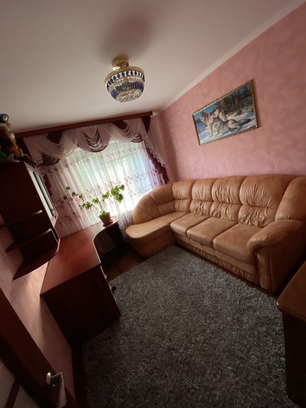 Продаж 3-кімнатної квартири 64 м², Пр юбилейный ул., 51