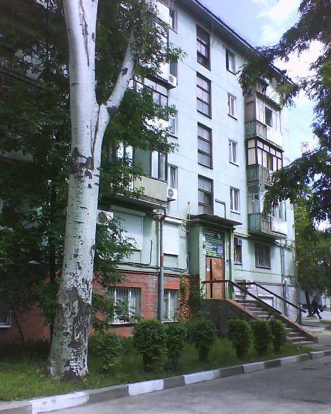 Продаж 1-кімнатної квартири 30 м², Поштова вул., 163/51
