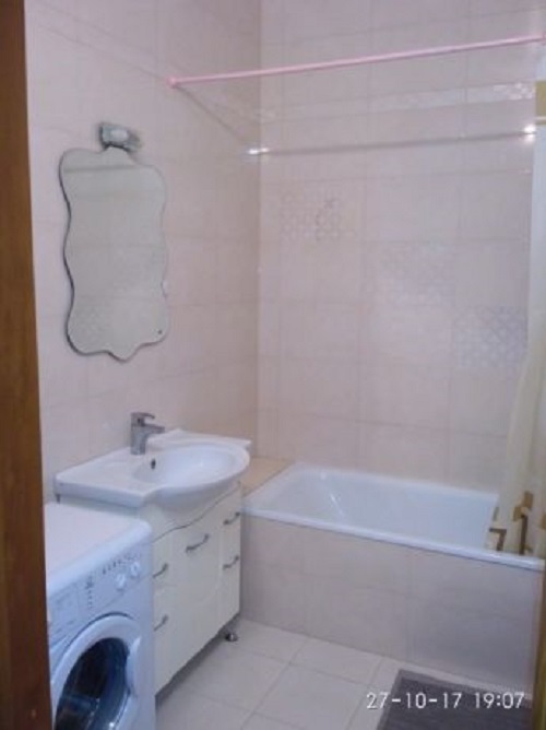 Аренда 3-комнатной квартиры 103 м², Николая Лаврухина ул., 12