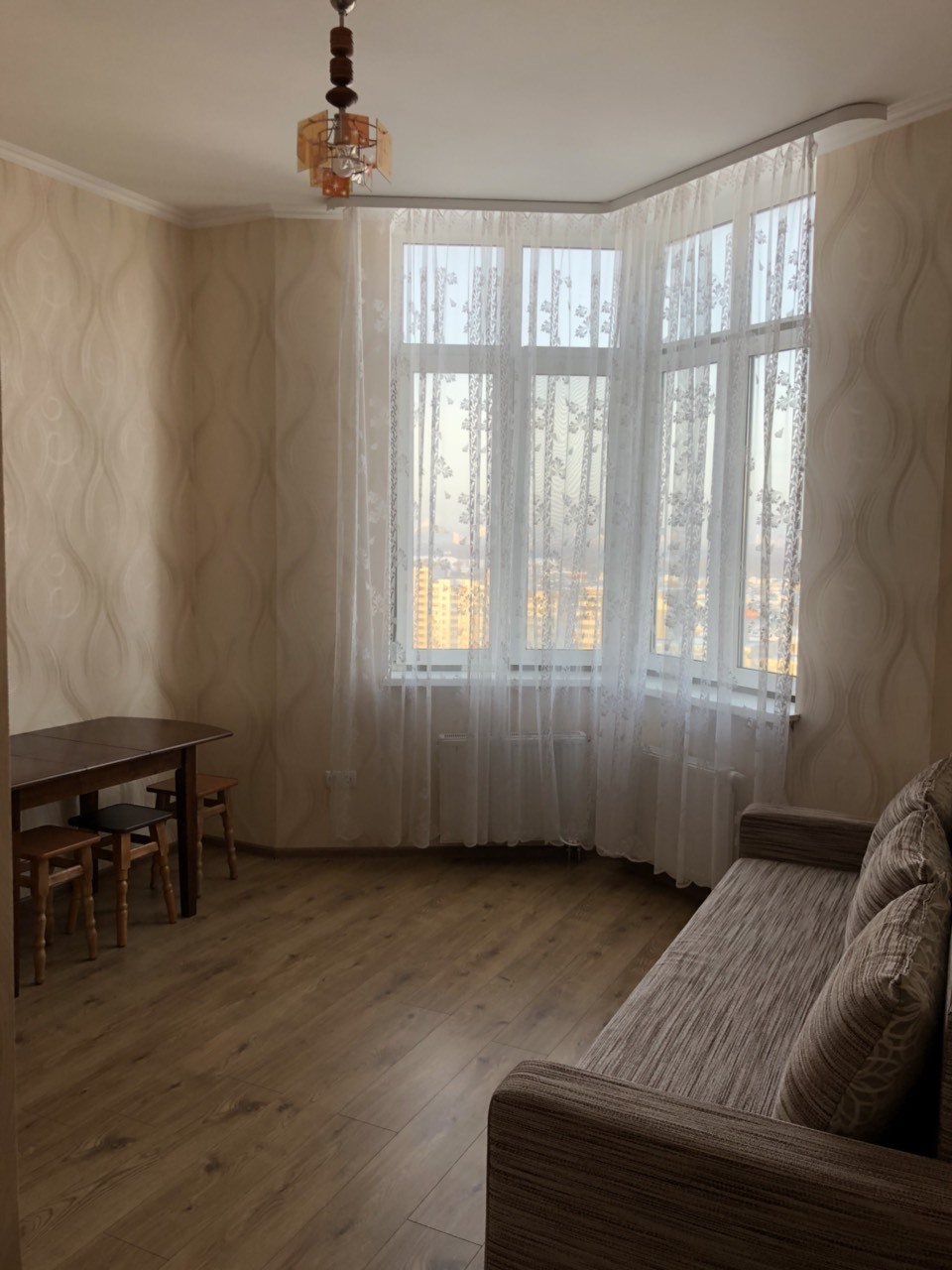 Аренда 3-комнатной квартиры 103 м², Николая Лаврухина ул., 12