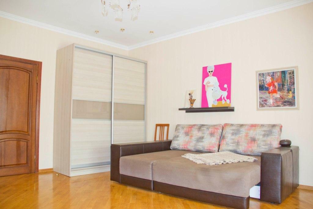 Продажа дома 380 м², Елочная ул.