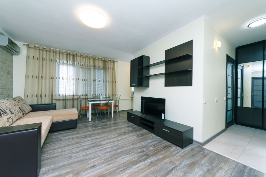 2-комнатная квартира посуточно 57 м², Леси Украинки бул., 19