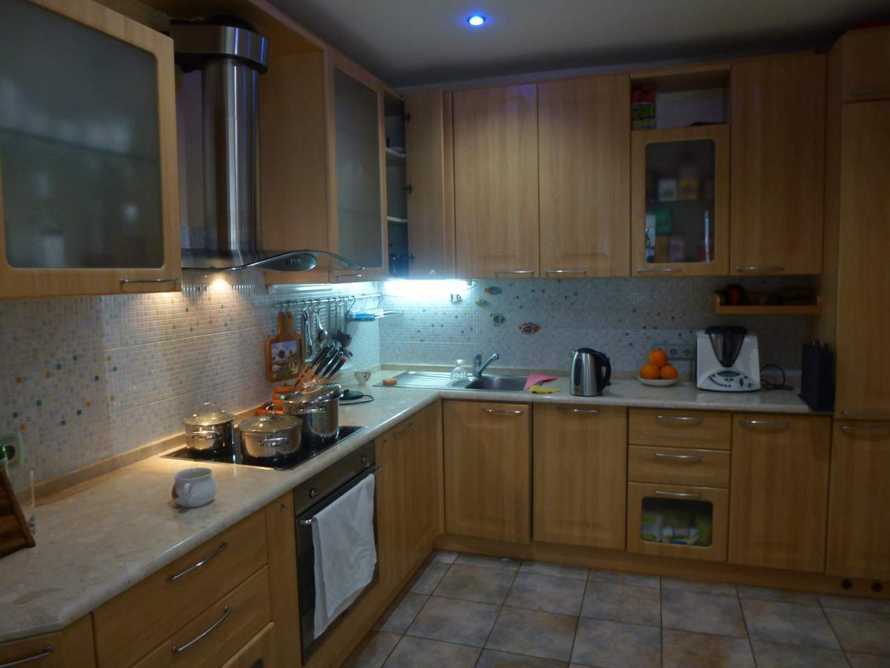 Продаж 4-кімнатної квартири 128 м², Костянтинівська вул., 10