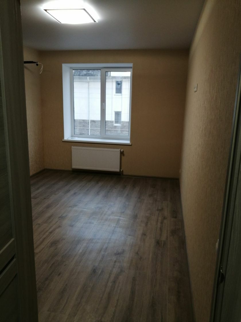 Продажа 1-комнатной квартиры 40 м², Полтаская ул., 73