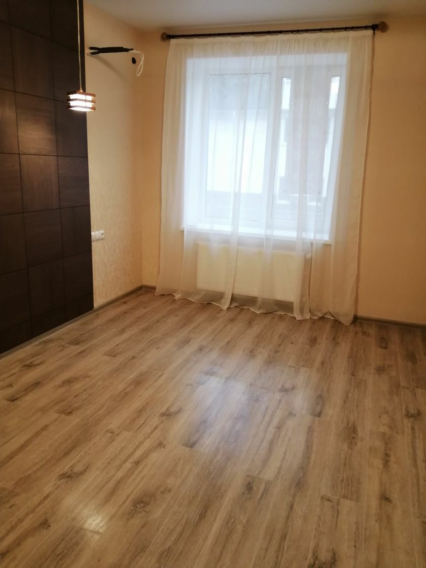 Продажа 1-комнатной квартиры 40 м², Полтаская ул., 73