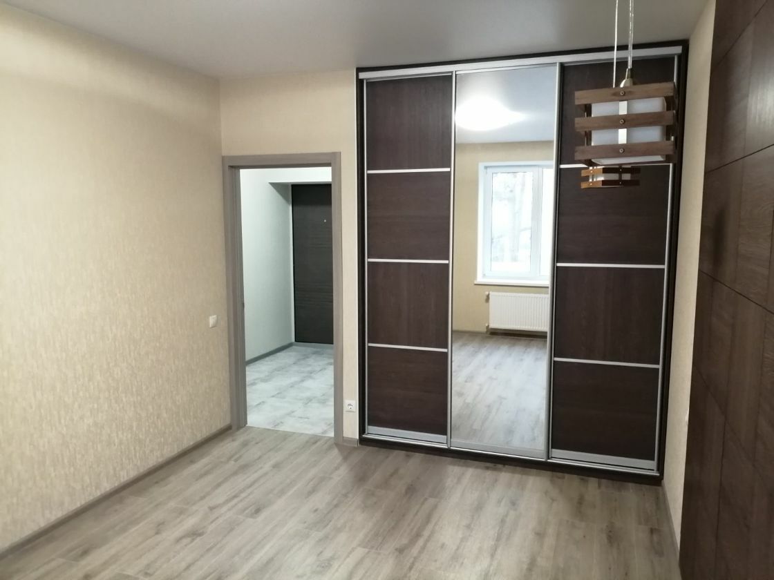 Продаж 1-кімнатної квартири 40 м², Полтаская ул., 73