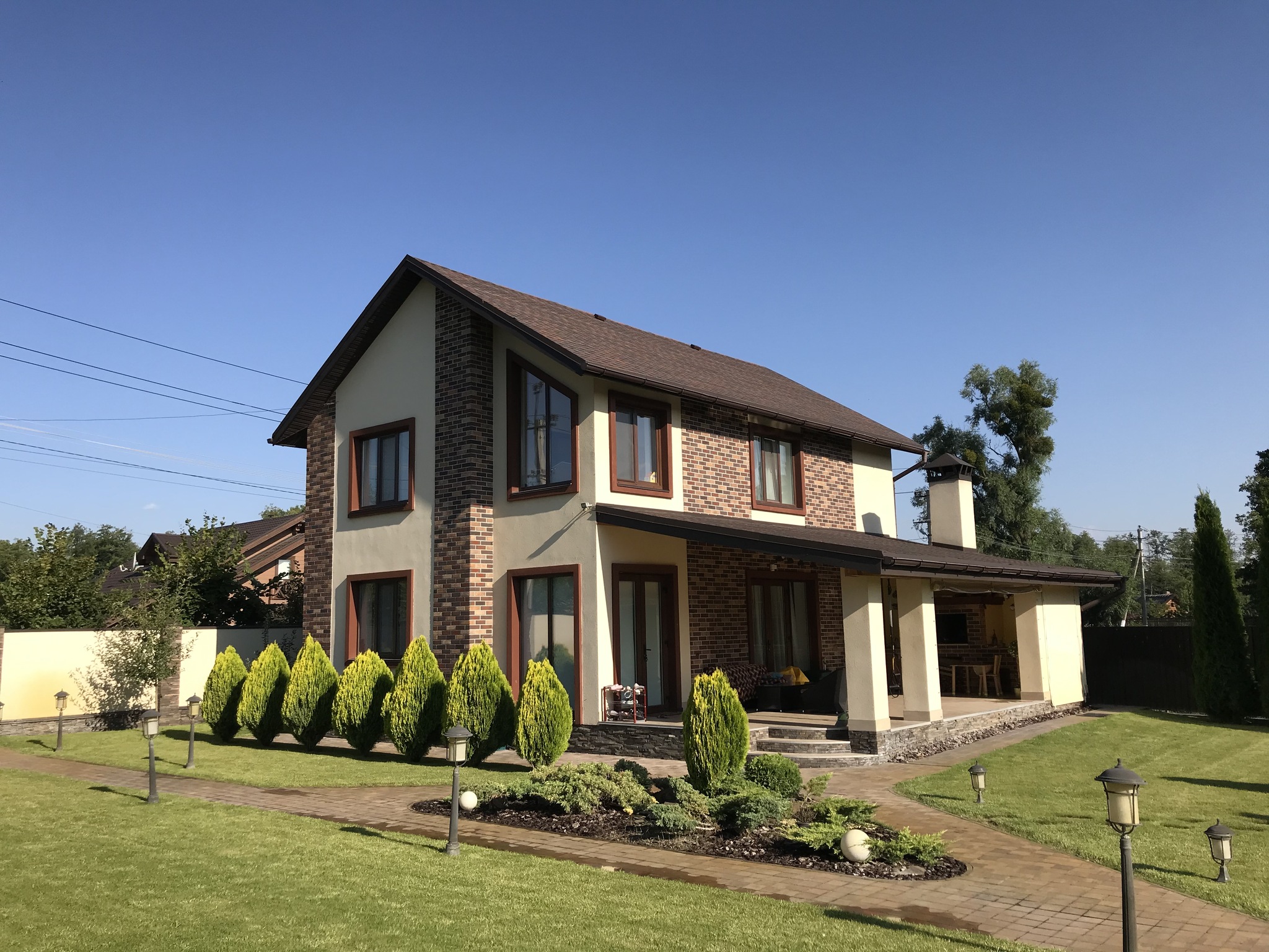 Продаж будинку 380 м²