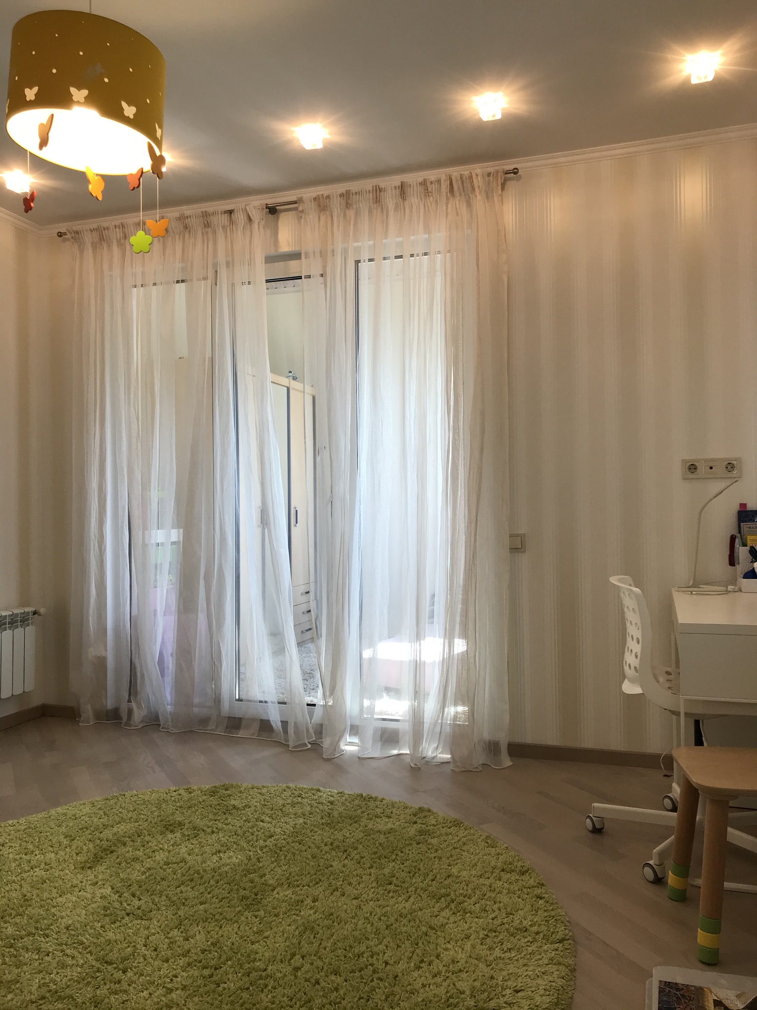 Продаж будинку 380 м²