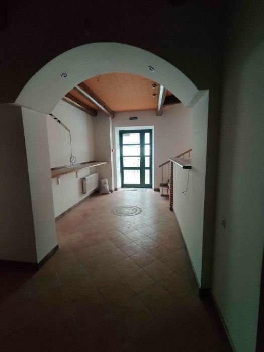 Оренда торговельного приміщення 588 м², Ланжероновская вул.