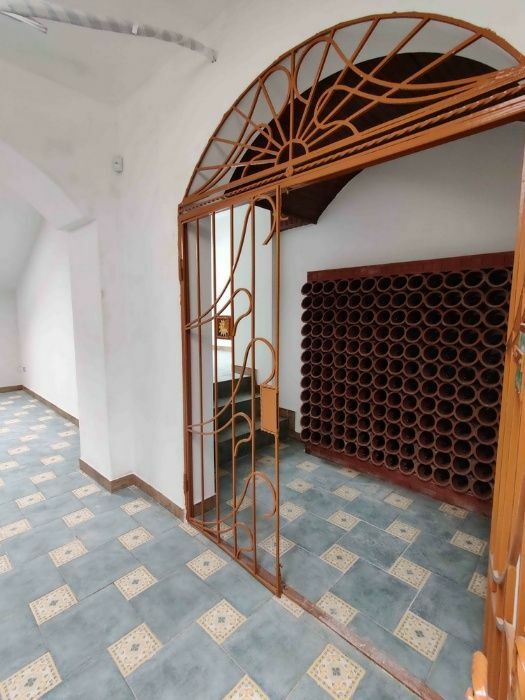 Оренда торговельного приміщення 588 м², Ланжероновская вул.