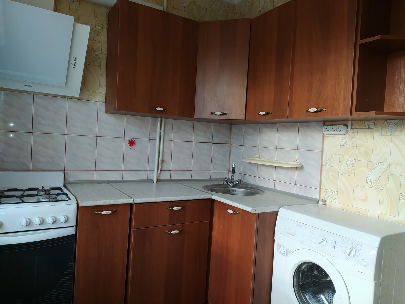 Аренда 1-комнатной квартиры 39 м², Запорожское шоссе, 16