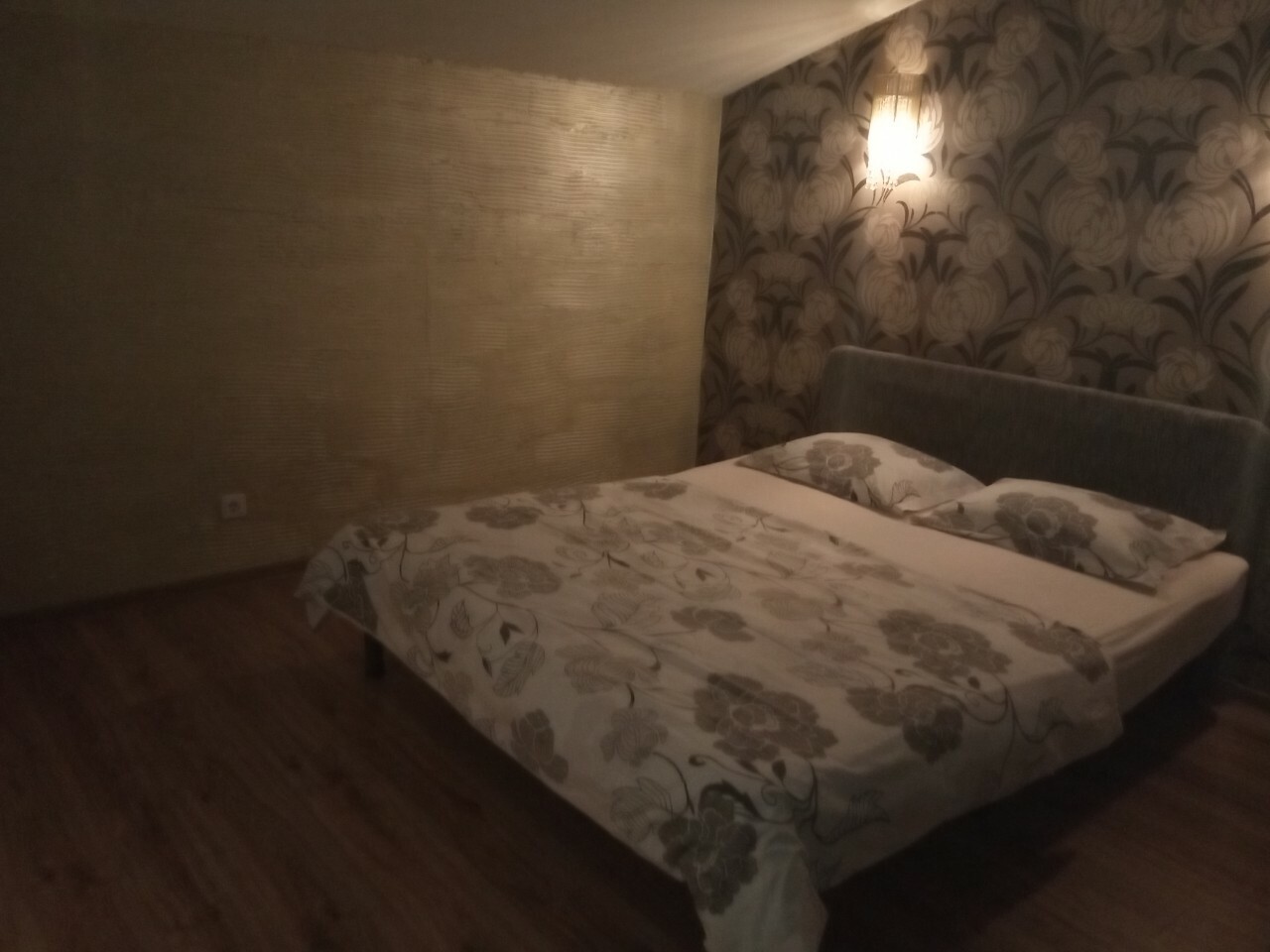 Дом посуточно 350 м², 1-я Садовая ул., 49
