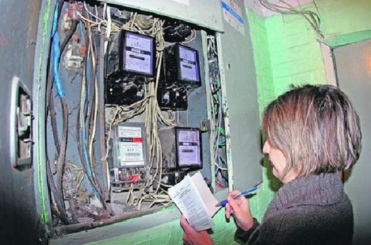 Жэки применяют силу к киевлянам
