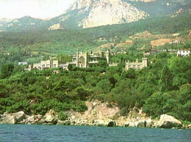 Крымская жилая недвижимость ждет тепла