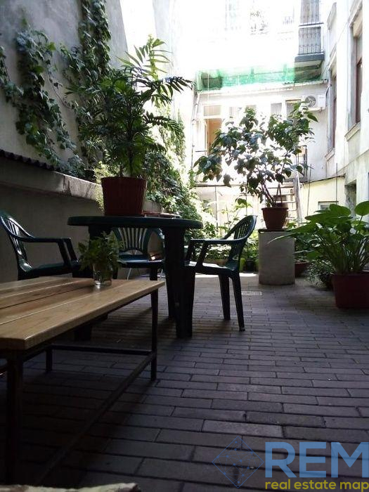 Продаж 290 м², Новосельского вул., 100