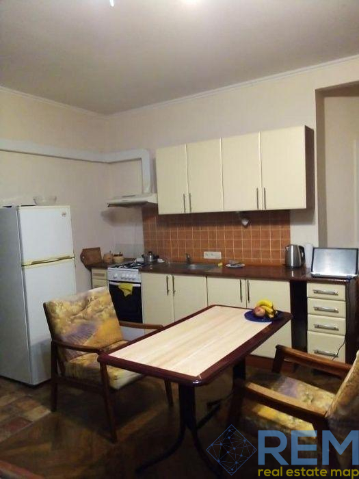 Продаж 290 м², Новосельского вул., 100