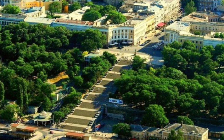 Мэр Одессы приказал улучшить градостроительный климат