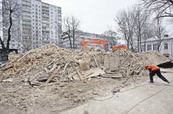 Вместо старинного особняка на Лукьяновке будут строить высотку