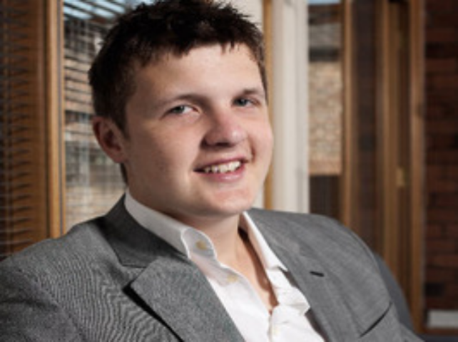 Миллионер в 20 лет. Молодые миллионеры Санкт-Петербурга. Молодые миллионеры фото. Подросток миллионер