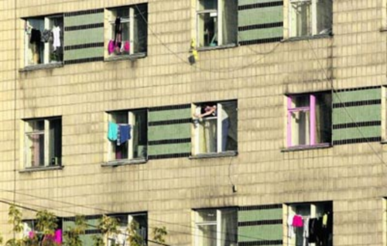 Государственные общежития планируется передать до 2014 года местным властям 