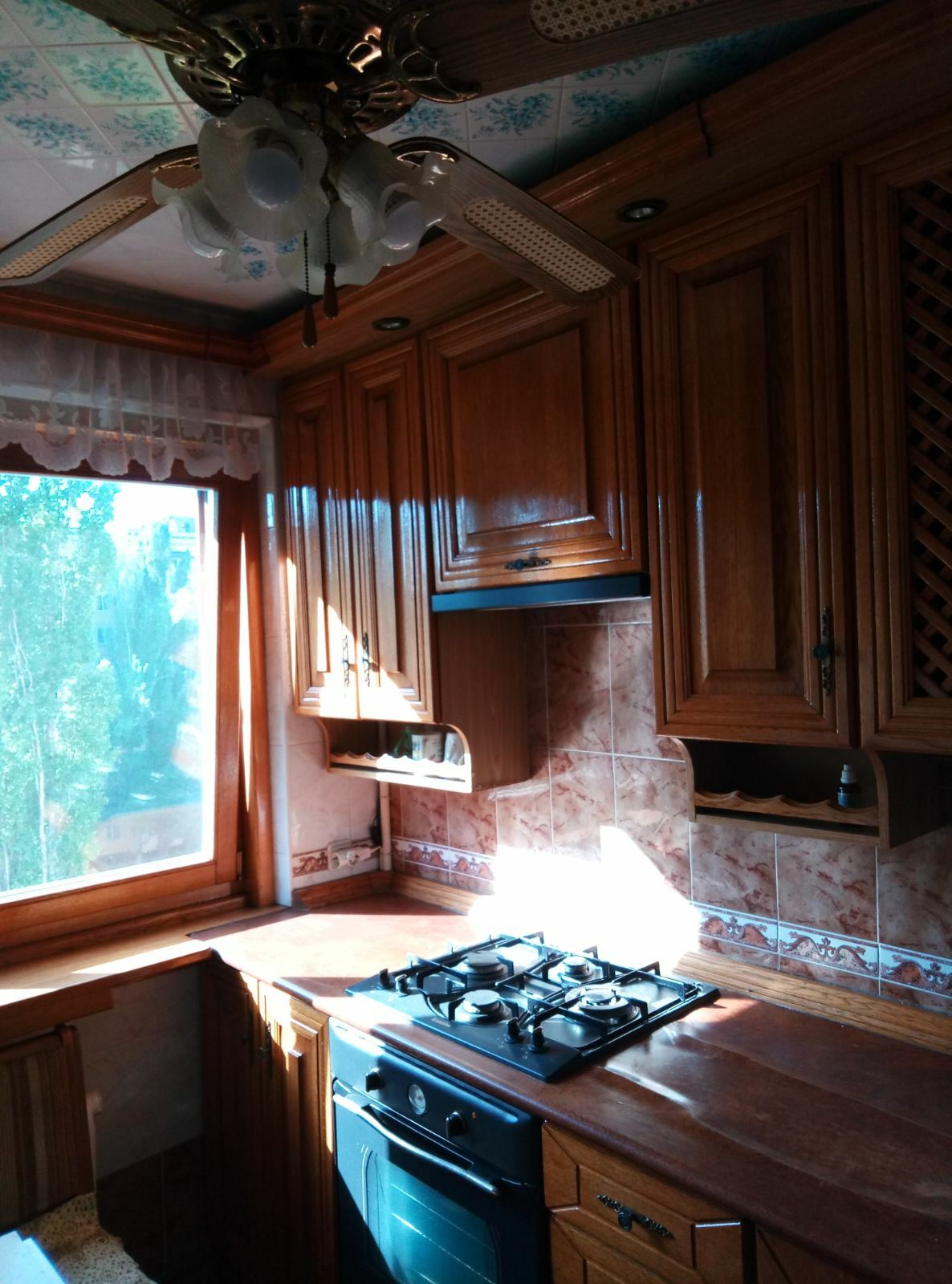 Аренда 2-комнатной квартиры 50 м², Днепропетровская паустовского ул., 4/9
