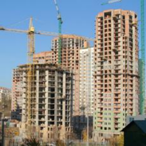 Строительством в Украине занимается 91,5 тыс. предприятий