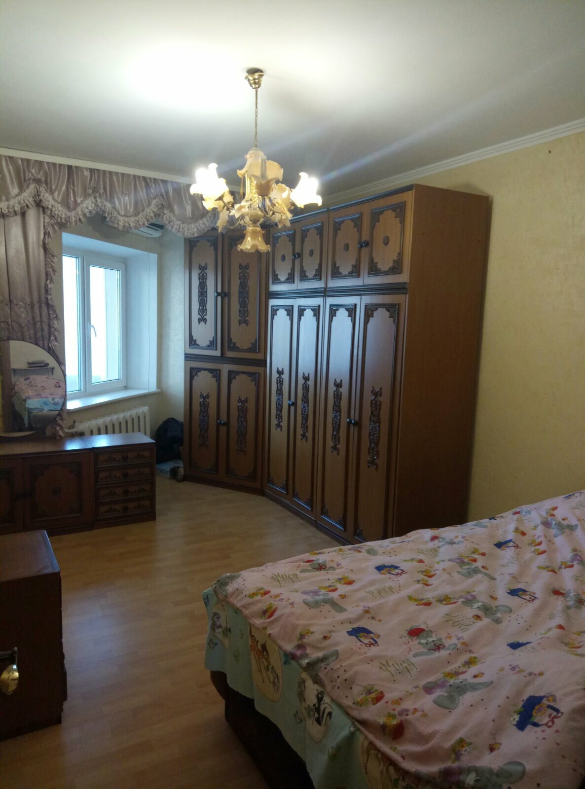 Продаж 2-кімнатної квартири 75 м², Олександрйський бул., 99