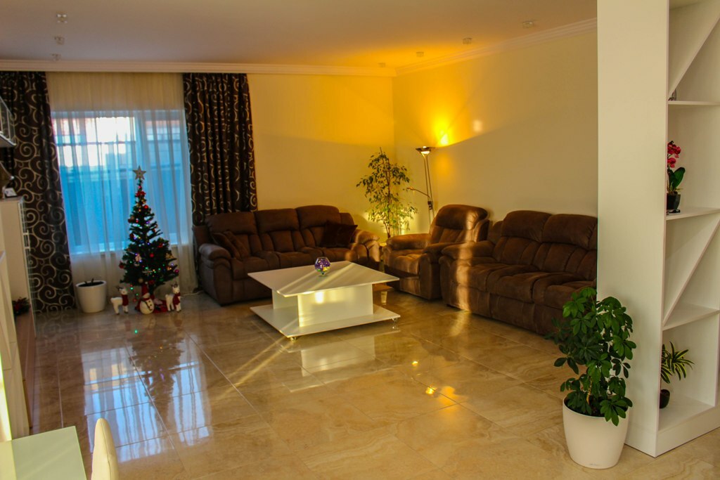 Продаж будинку 150 м², Розовая ул., 02