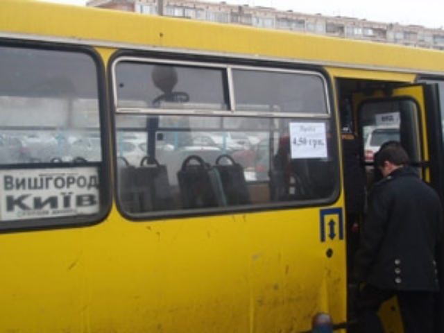 Пенсионеры продают дачи из-за подорожавших маршруток 