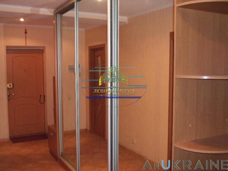 Продажа 3-комнатной квартиры 110 м², Старицкого ул., 76