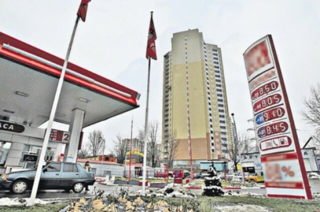 
Пострадавшие "Элита-центра" получают первые квартиры