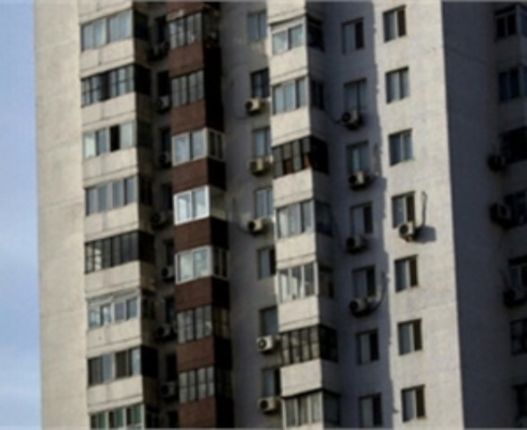 ЖЭКИ и ОСМД: Кто круче будет рулить столичной "коммуналкой"?