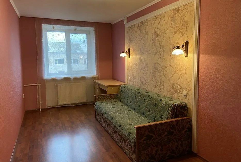 Продажа 2-комнатной квартиры 60 м², Курчатова ул., 71
