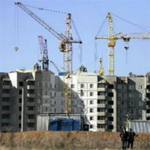 Президент подписал закон, разрешающий строить жилье на землях обороны