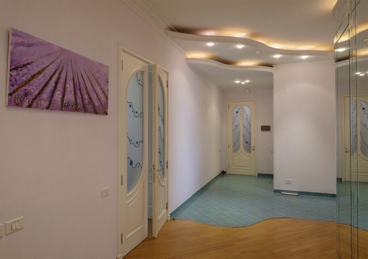 Аренда офиса 170 м², Довженко ул., 6