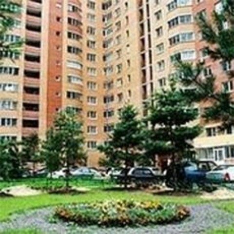 Многоэтажным домам и ОСМД передадут в собственность придомовые территории