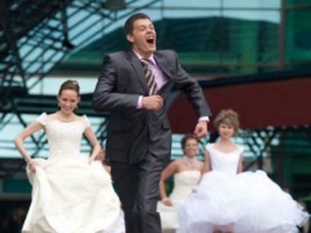 Берегитесь брачных аферистов в Сети