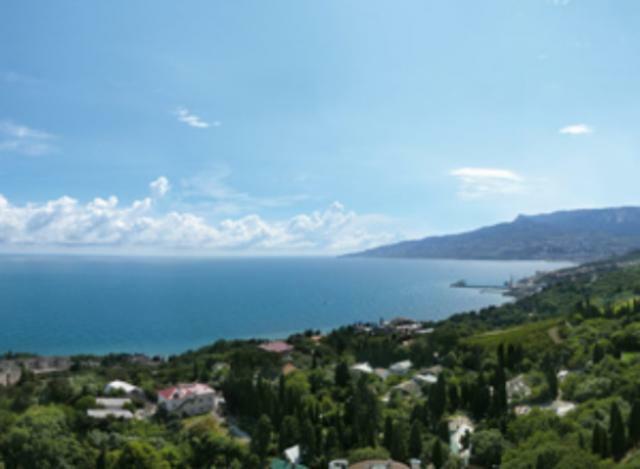 Россияне массово скупают недвижимость в Крыму