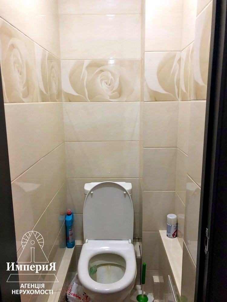 Продаж 2-кімнатної квартири 52 м², Некрасова вул., 46